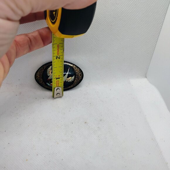 Vtg Russian Black Lacquer Brooch Hand Painted Bird Crane Winter Scene Oval - Picture 6 of 6